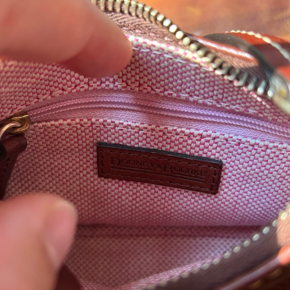 Vintage Itsy Bitsy Dooney & Bourke Brown Pebble Purse - Picture 3 of 6